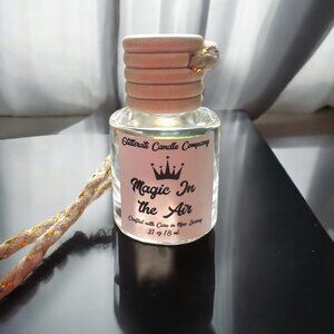 Magic In the Air Scented Hanging Glass Car Oil Diffuser Freshener 8ml